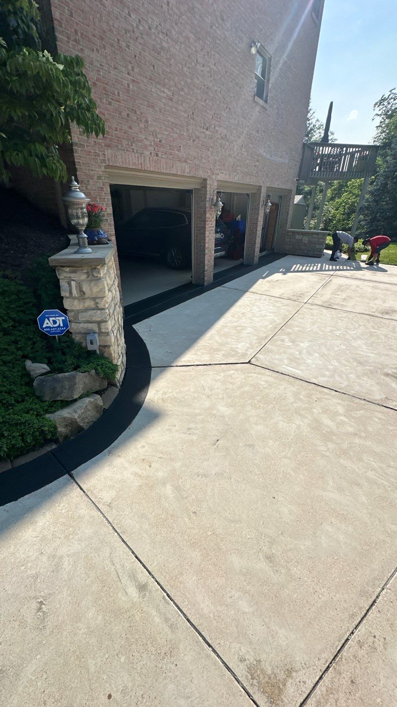 Driveway Walkway Patio Project in Canonsburg by Floors in a Day, Inc