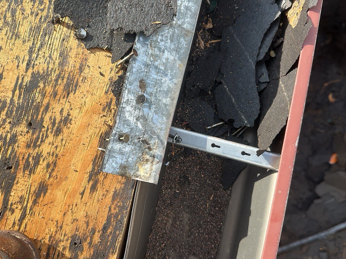 Residential Roofing Installation using Owen's Corning Duration (Lifetime) Shingles by Roof Repair Company