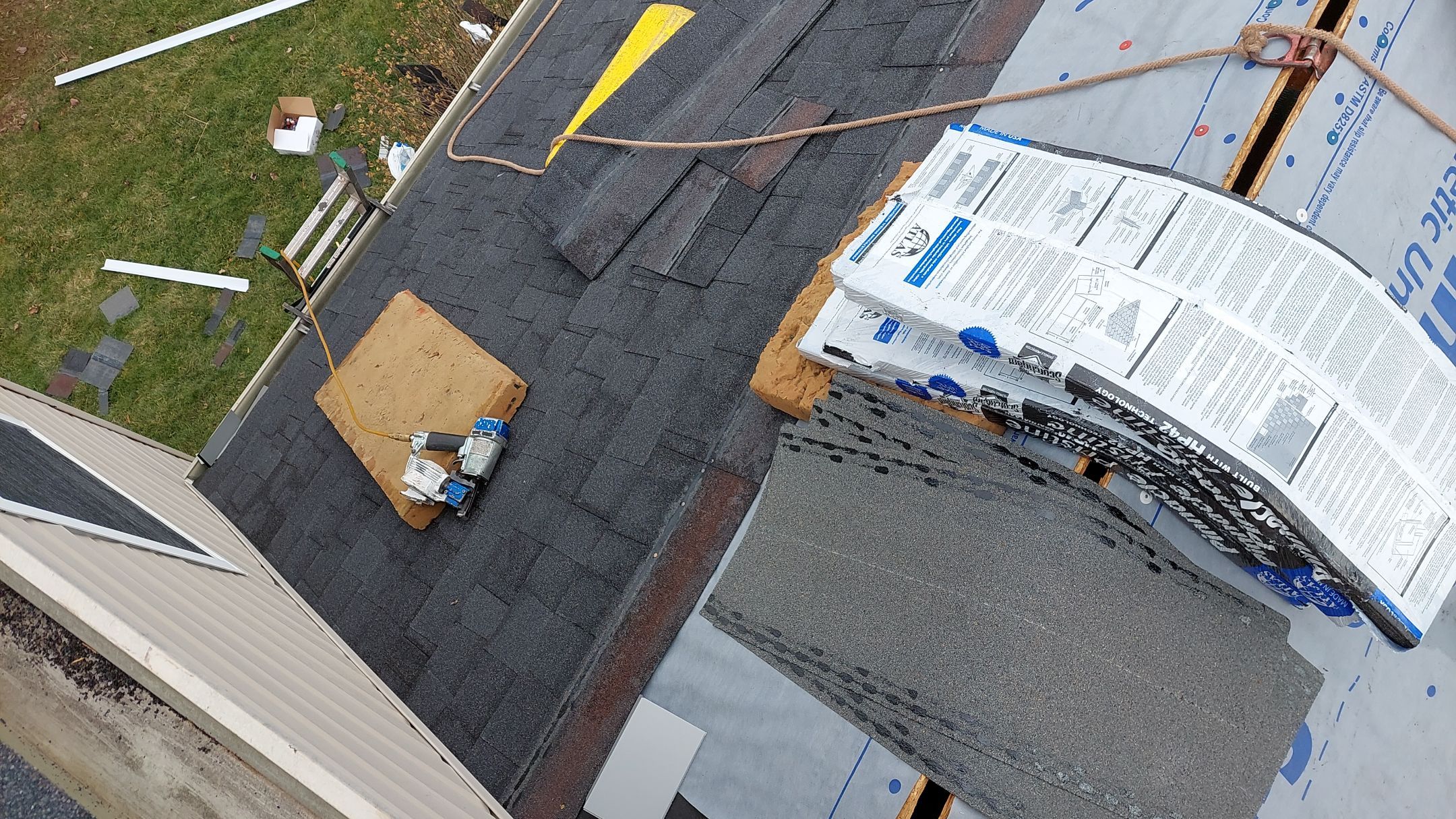 Atlas Black Shadow by Tamlin Roofing