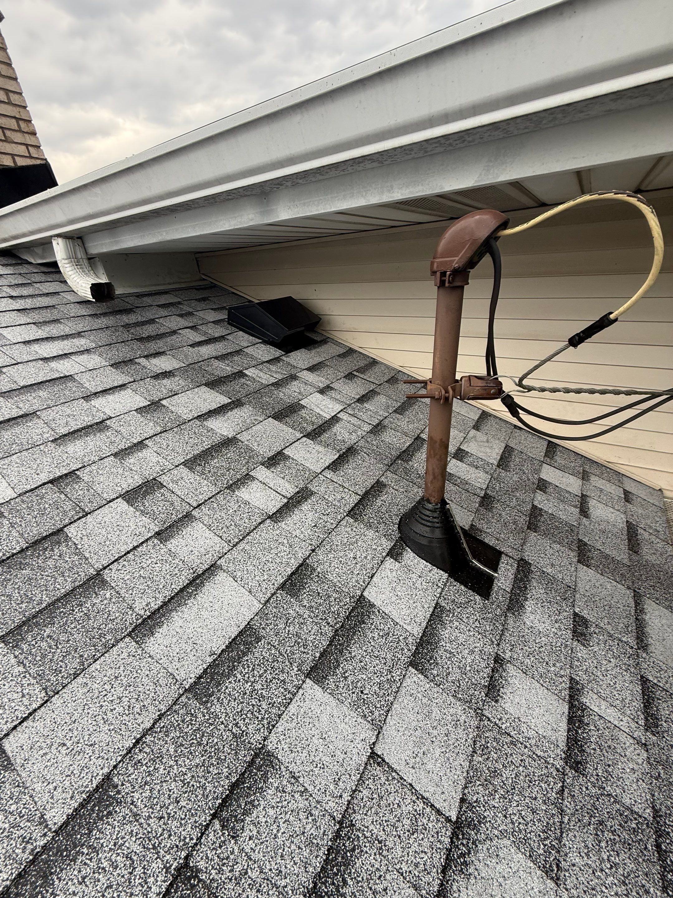 Roofing & gutters by Optimal Home Improvement 