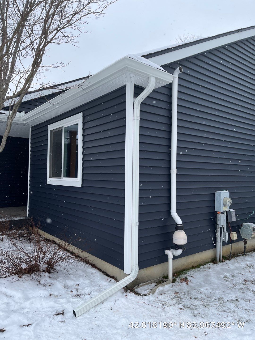 Siding Replacement using Alside Charter Oak D4.5" Riveria Dusk by 180 Contractors