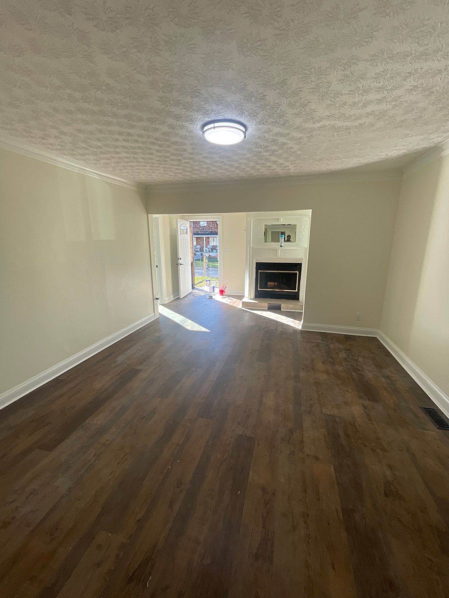 934 Meadows Drive Remodel by MAJO