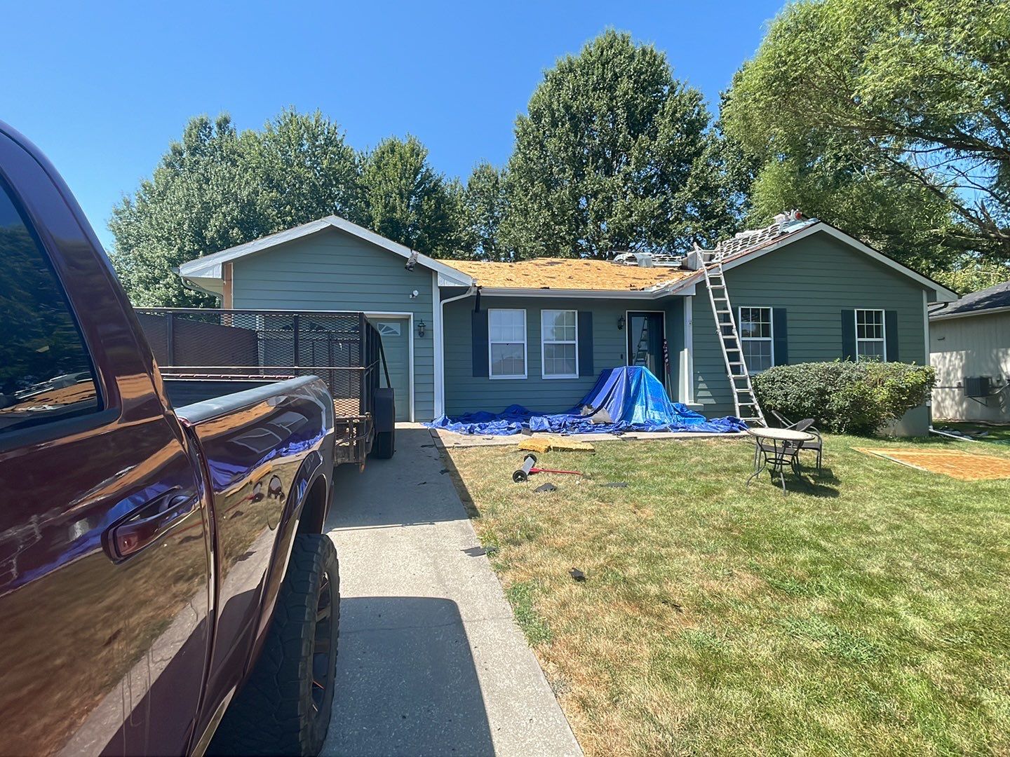 Residential Roofing Installation using IKO Dynasty by EEC Windows, Siding & Roofing