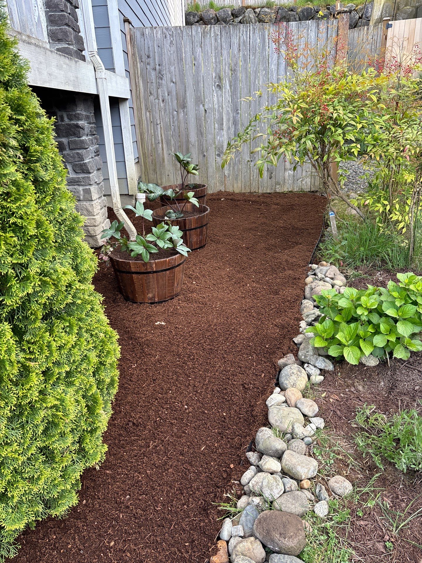 Front Yard Landscaping Makeover | Snohomish  by Jireh Asphalt & Concrete Inc 