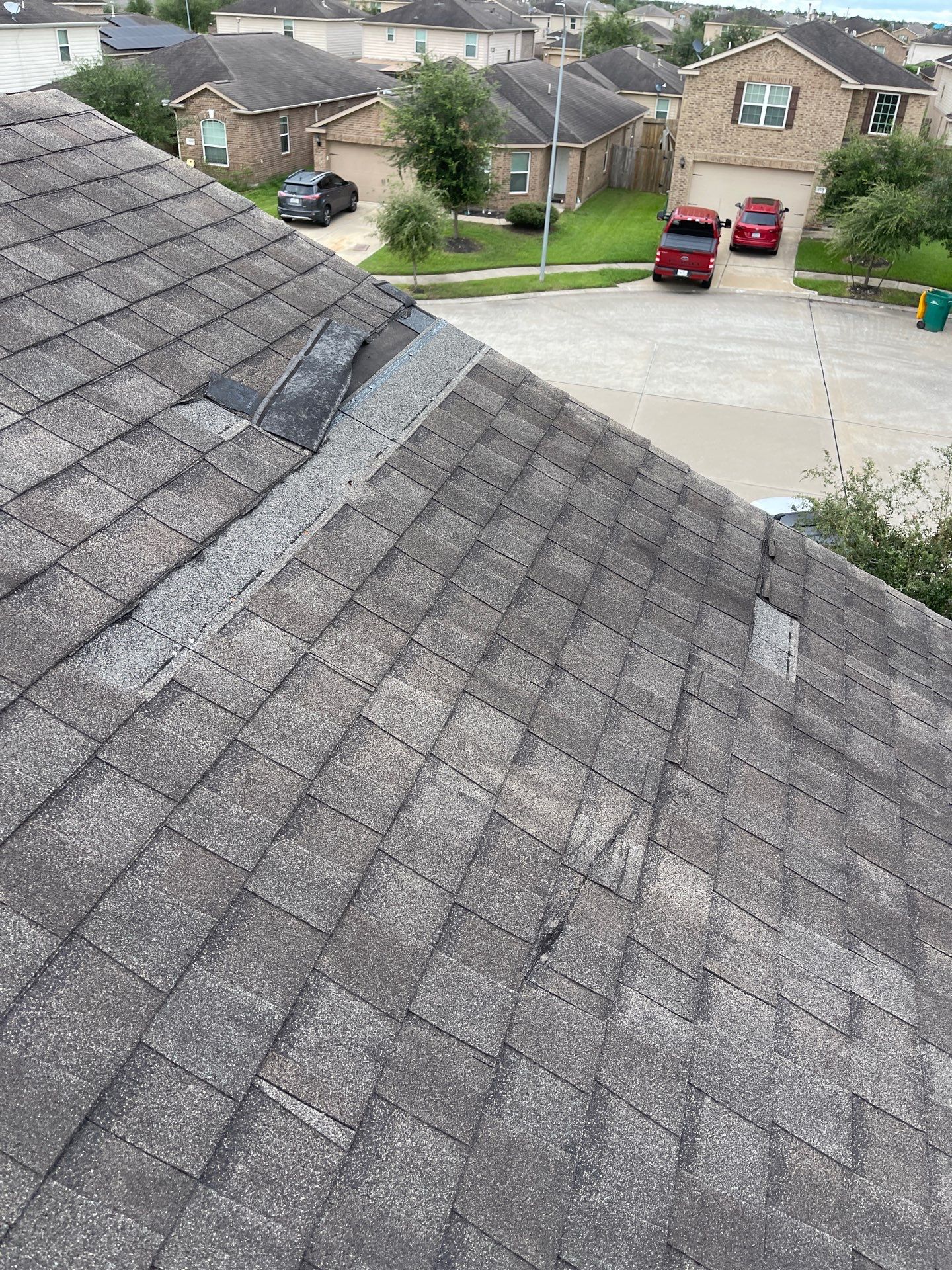 Hail Damage using Owen's Corning Duration (Lifetime) Shingles by Roof Repair Company