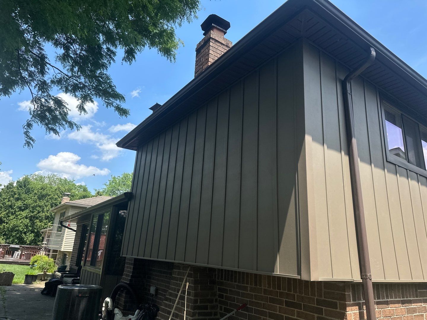 Siding Installation using Ascend 7" Composite Flagship Brown by 180 Contractors