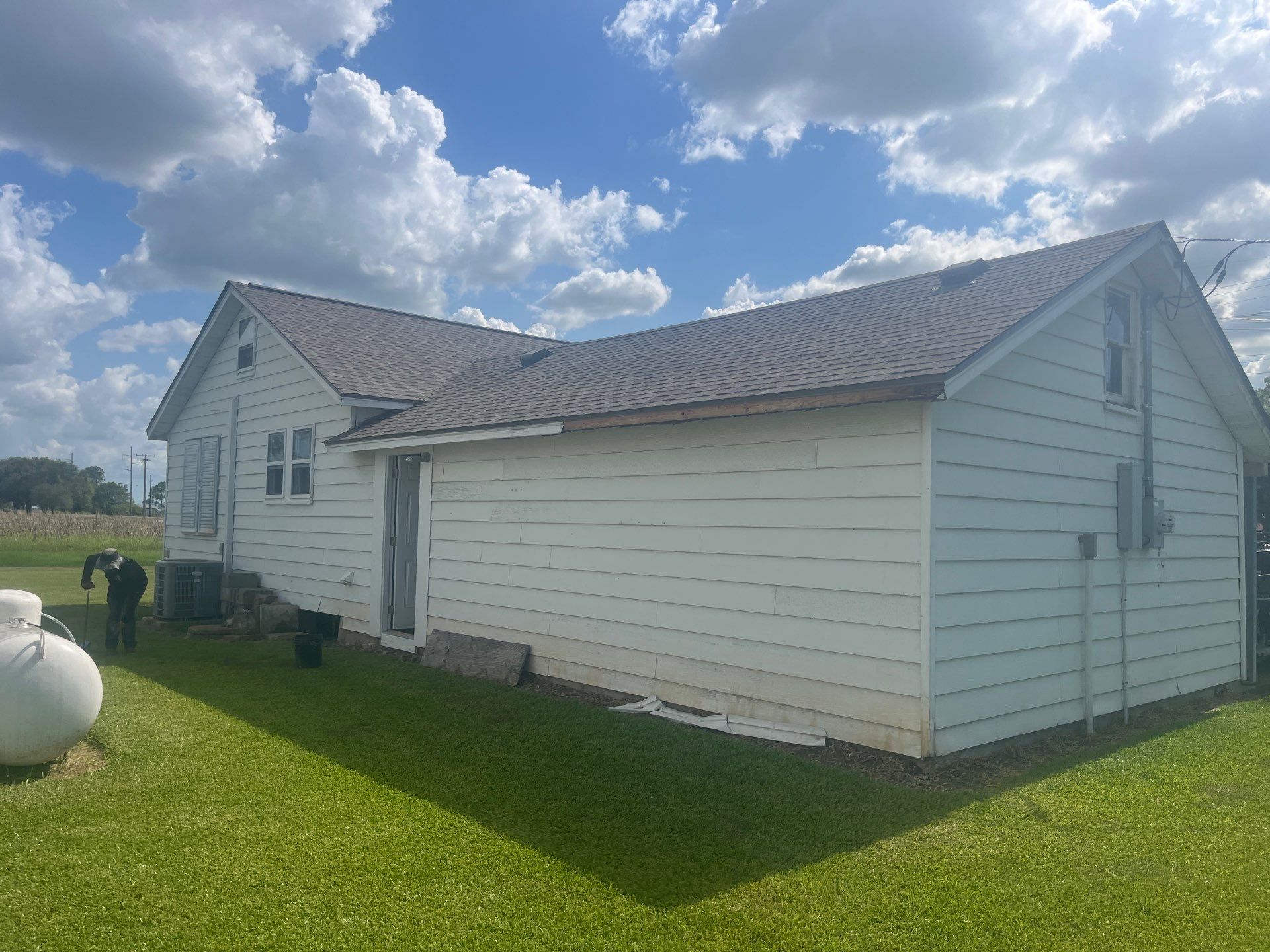 Residential Roofing Installation using Owen's Corning Duration (Lifetime) Shingles by Roof Repair Company