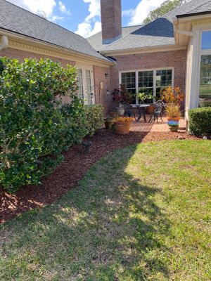 Deerwood Resident | Landscaping