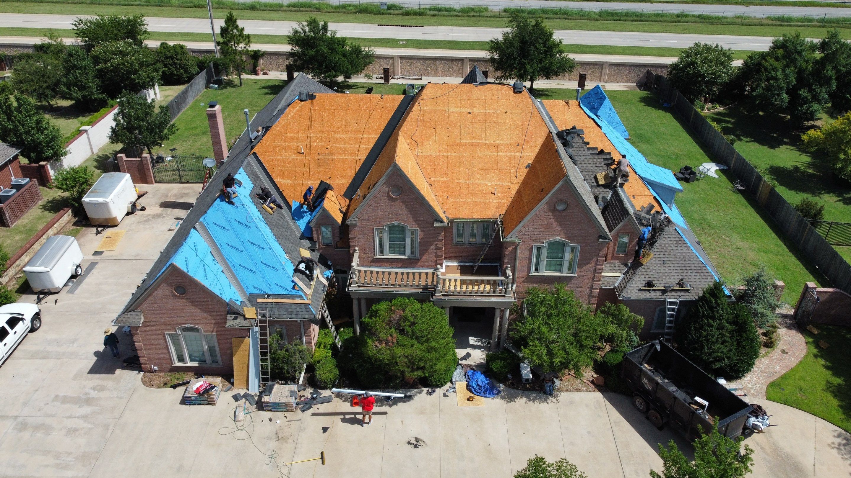 Residential Roof Replacement using CertainTeed Landmark (Weathered Wood) by Sentry Roofing