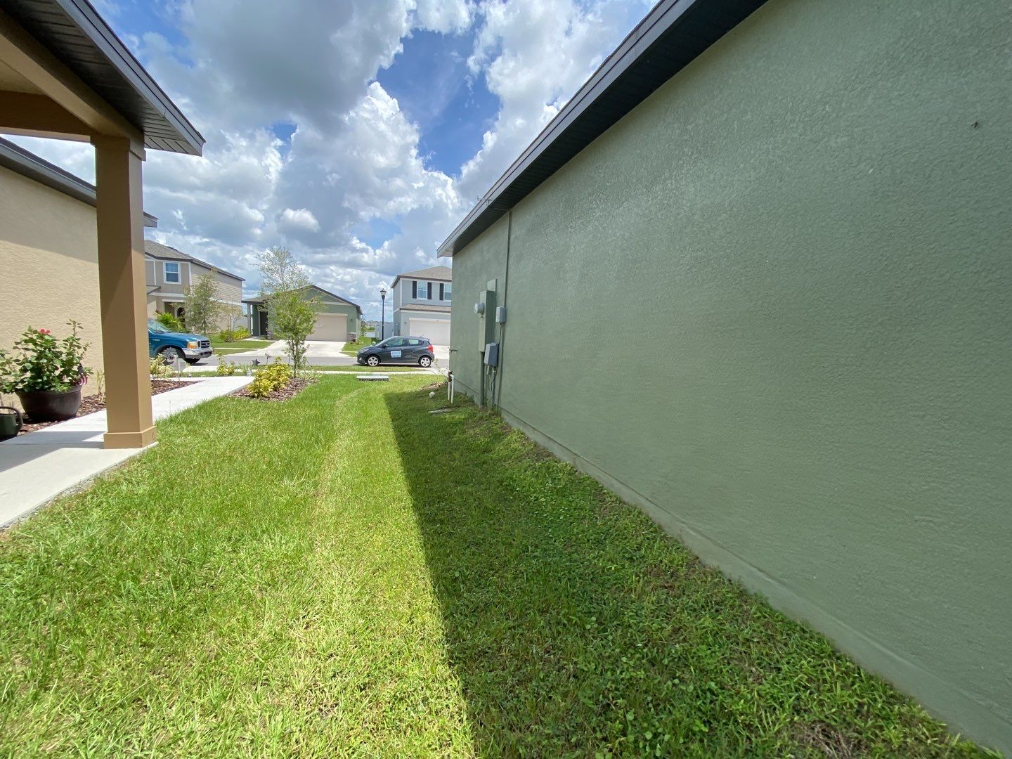 Ruskin, FL  6 ft. Tall White Vinyl Privacy Fence  by Asap fence and gates, LLC