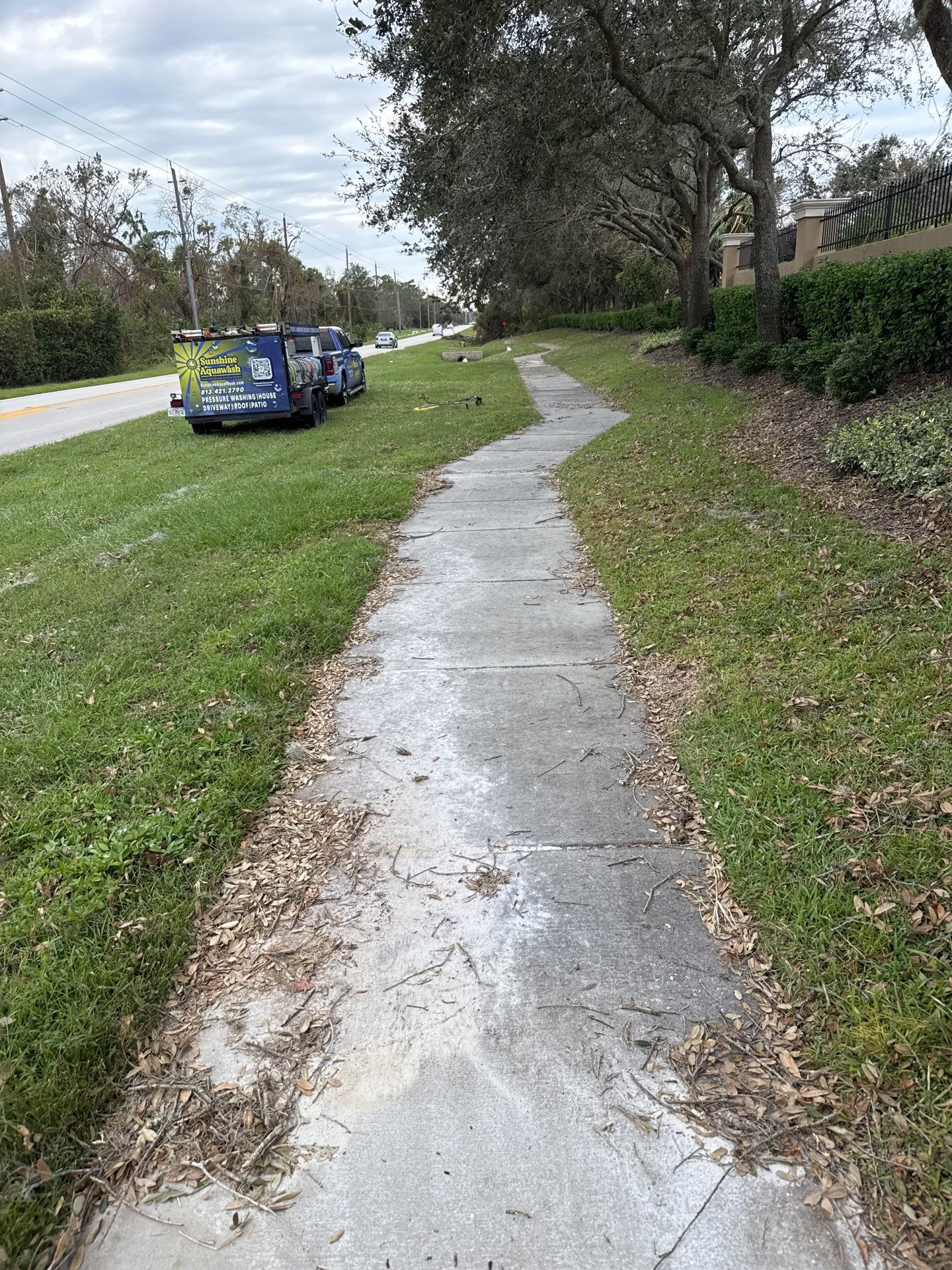 HOA Community Cleaning in Winding River, Bradenton, FL by Sunshine AquaWash