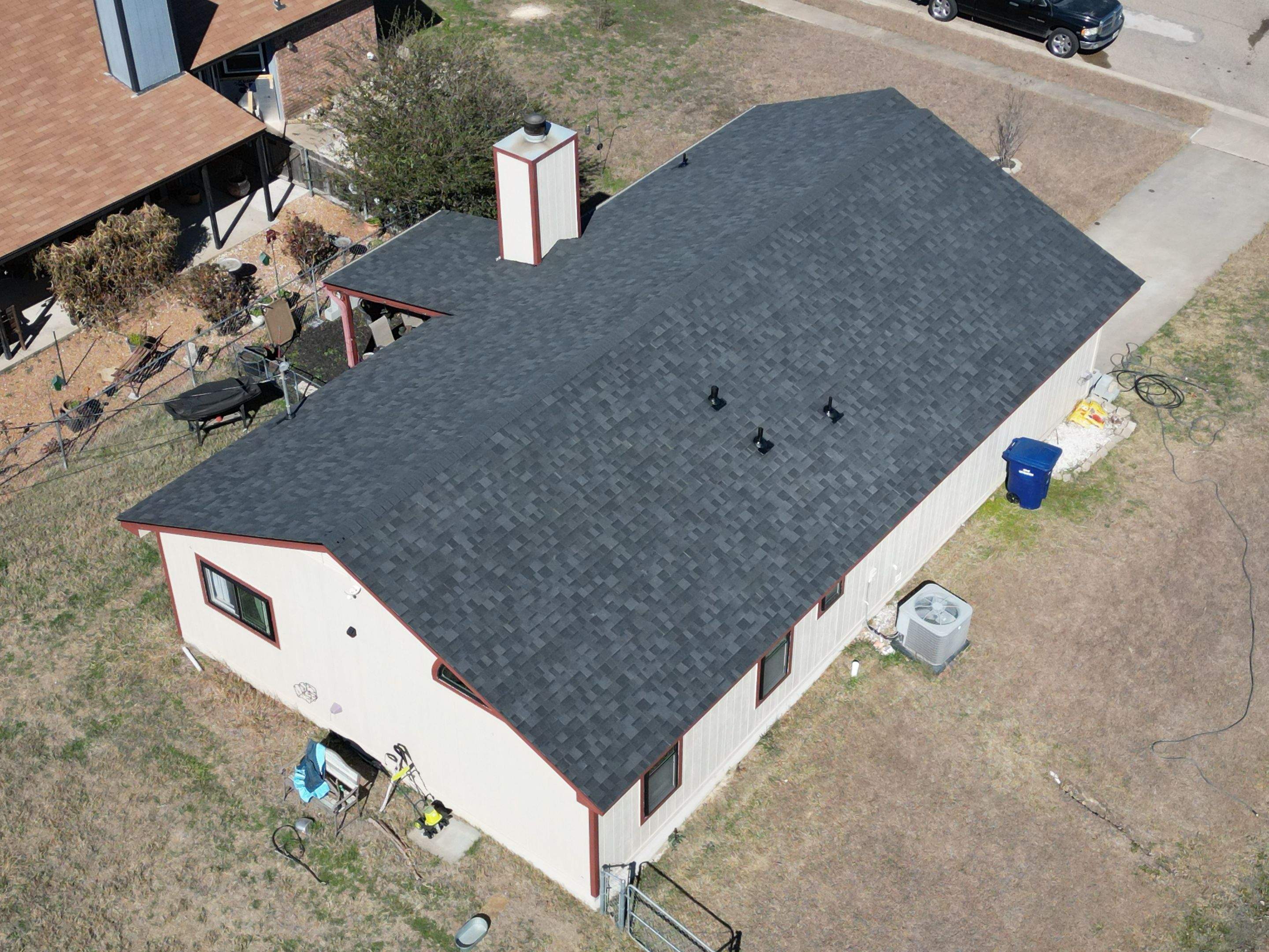 Onyx Black - Owens Corning TruDefinition Duration  by RoofsOnly.com