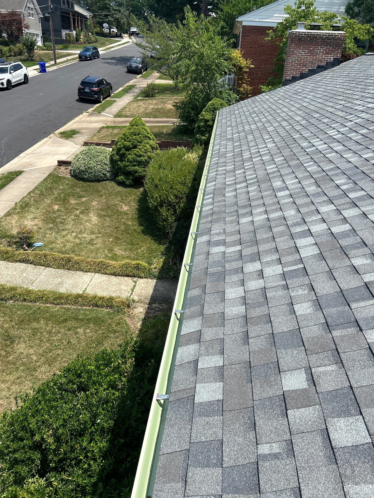 Arlington: Roof Replacement with CertainTeed Landmark Pro in Max Def Georgetown Gray by RM Banning, Inc.