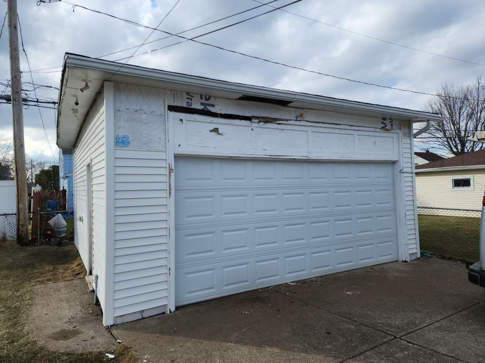 Garages by Ivy Lea Construction