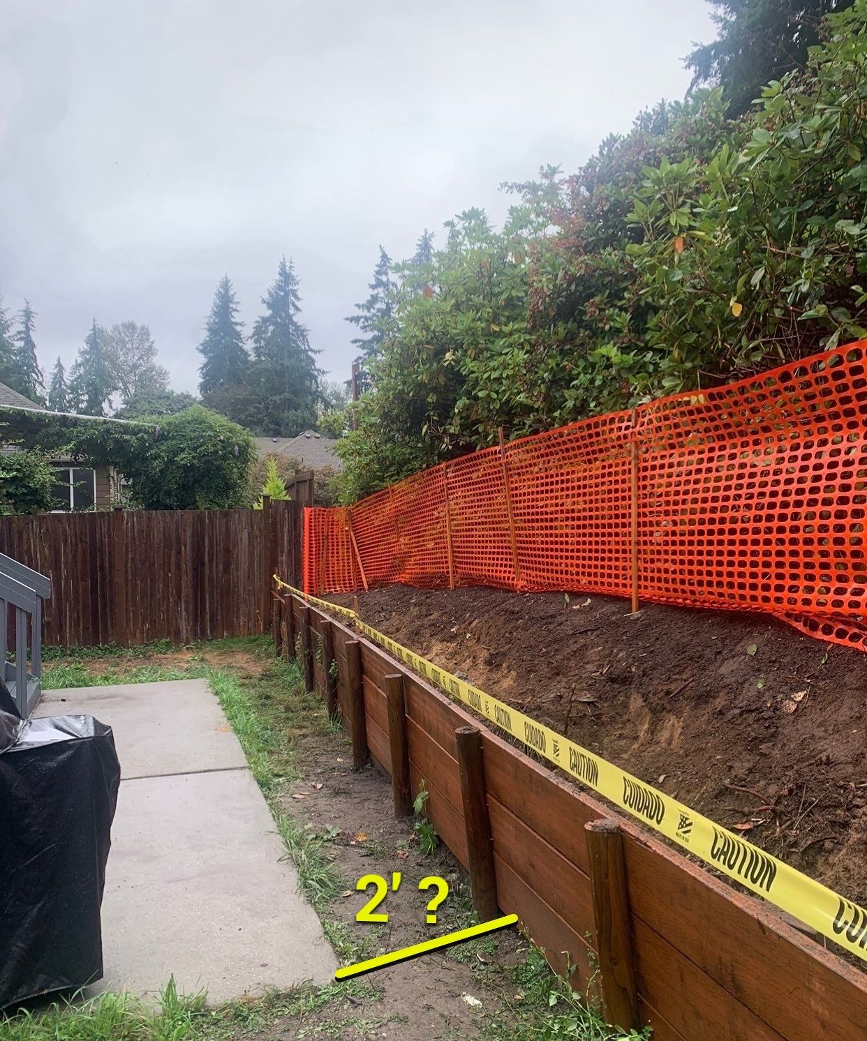 Jireh Outdoor Projects | Retaining Wall & Fence Build by Jireh Asphalt & Concrete Inc 