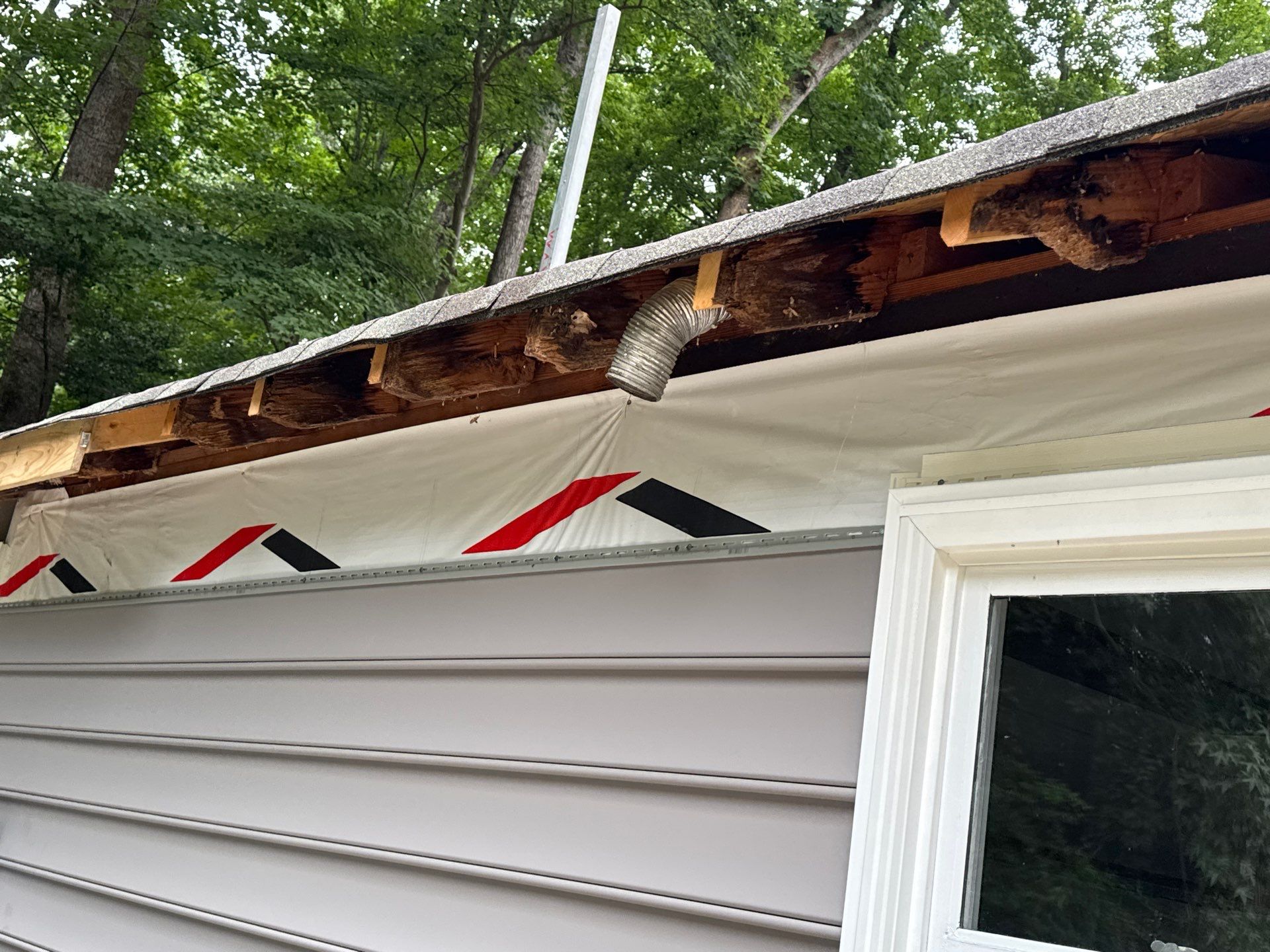 Siding Replacement and Structural Wood Rot Repairs in Mechanicsville by Cade Construction