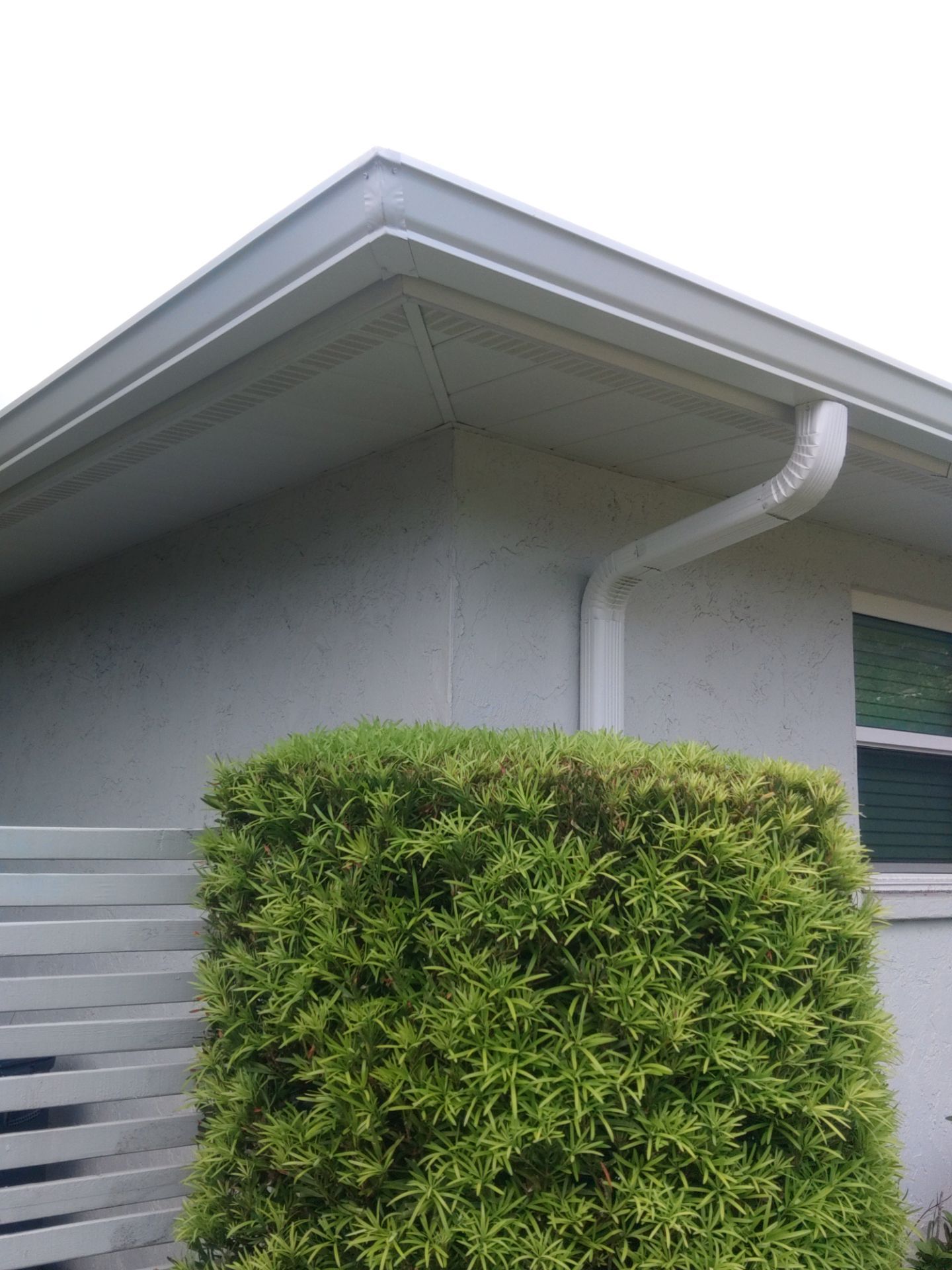 Leaf Guard System Installation in Sarasota FL by Gutter Professors