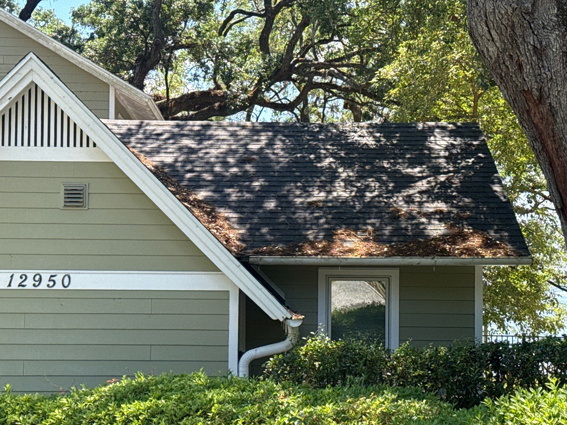 Roof and Exterior Cleaning for Ocklawaha Lakefront Residence by Infinite Exteriors LLC