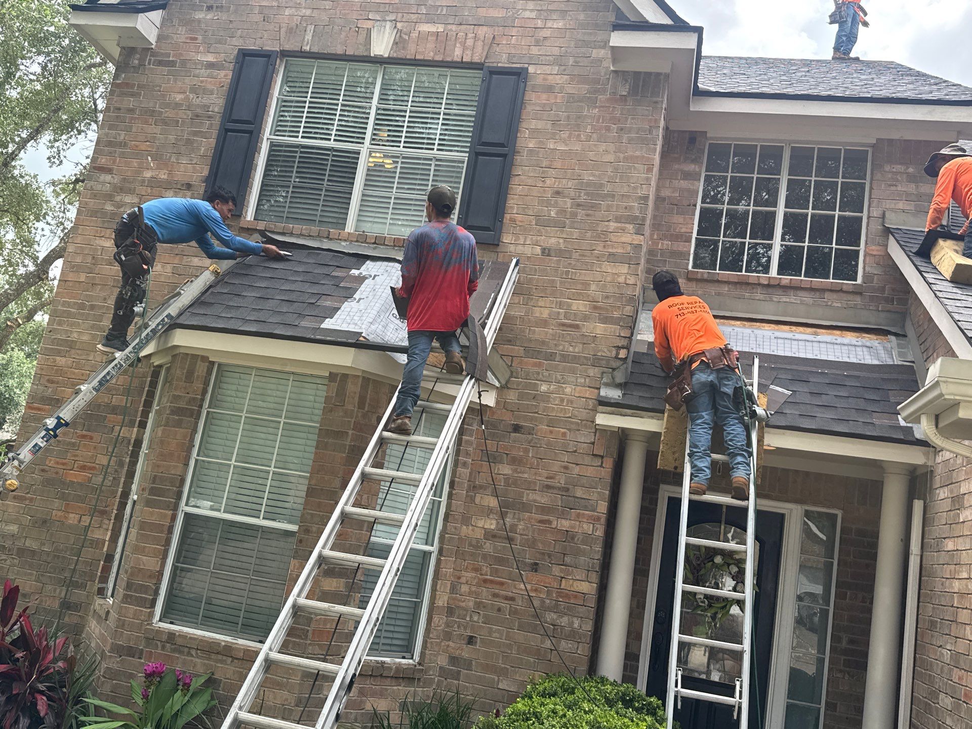 Roof Replacement in Woodbridge, Sugar Land TX by Roof Repair Company