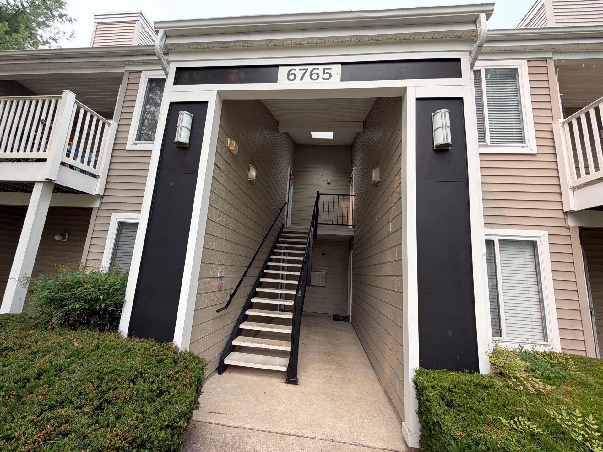Multi-Family Building and Breezeway Washing in Elkridge, Maryland by Baltimore Pressure Washers Inc.