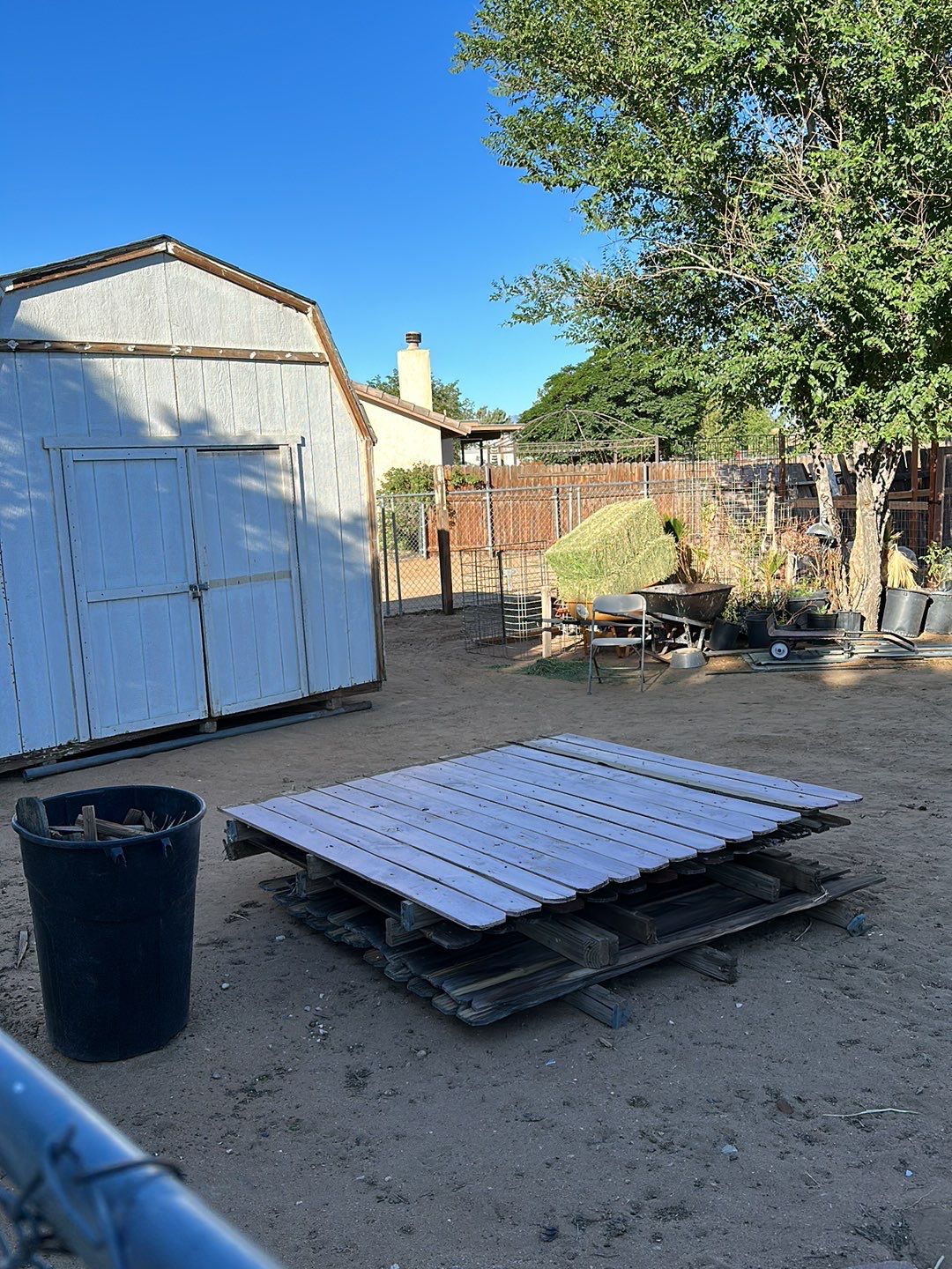 Fence replacement using 6ft and 4ft vinyl  by Fence Guys Inc. 