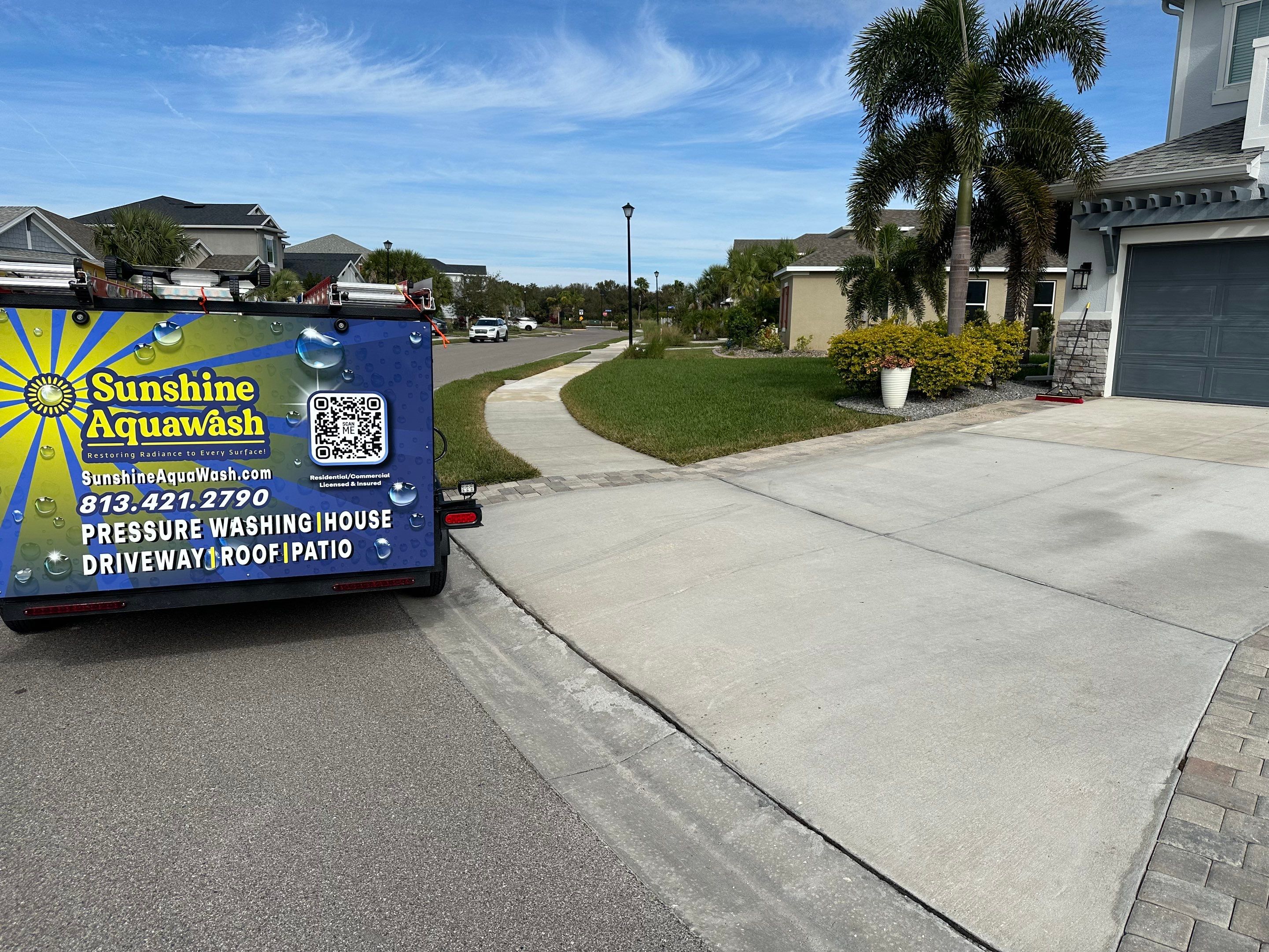 Roof Cleaning, Driveway Cleaning & Paver Patio Cleaning in Willow Palms Estates, Palmetto, FL | Sunshine AquaWash by Sunshine AquaWash
