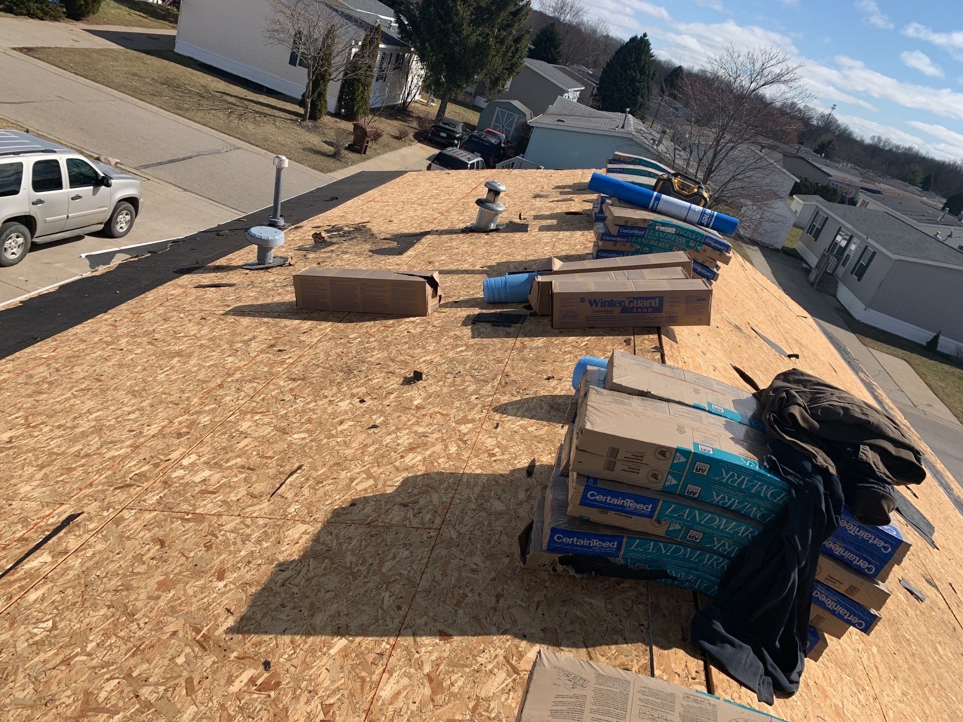 Roof Replacement using CertainTeed Landmark by 180 Contractors