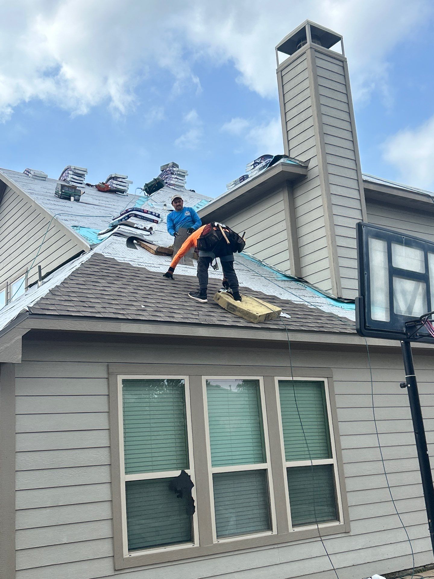 Roof Replacement in Spring TX by Roof Repair Company
