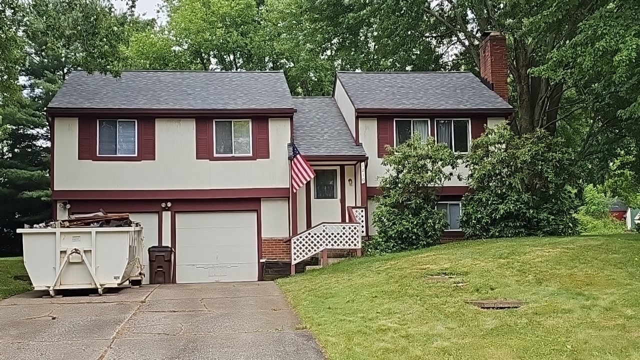 ATLAS PINNACLE HP W/SCOTCHGARD COLOR: SUMMER STORM  by Eagle Eye Roofing