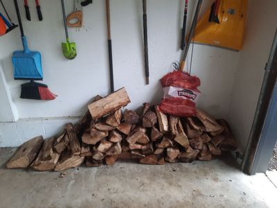 Firewood Delivery  using Seasoned Firewood