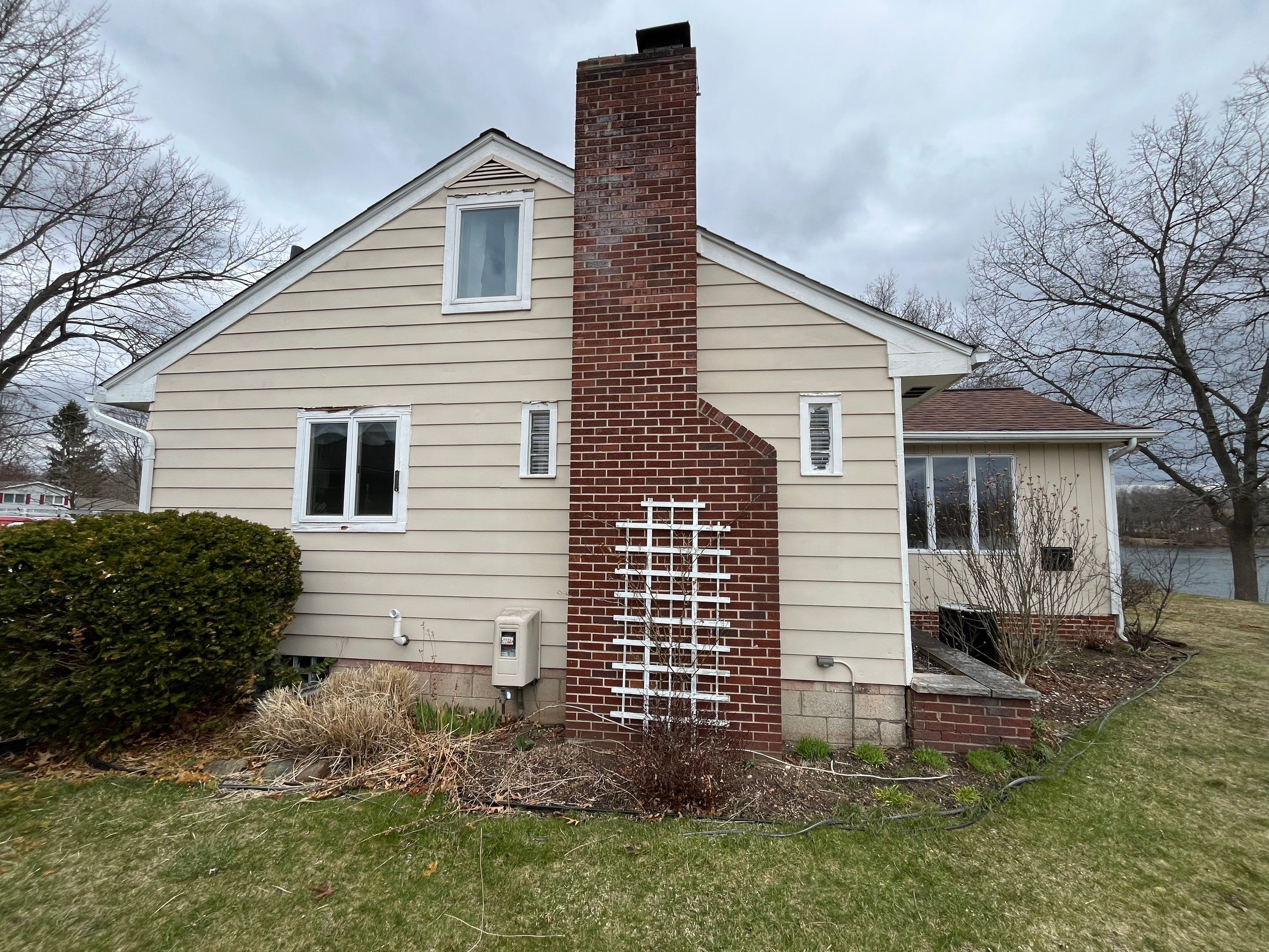 Siding Replacement using Alside Odyssey D4" by 180 Contractors