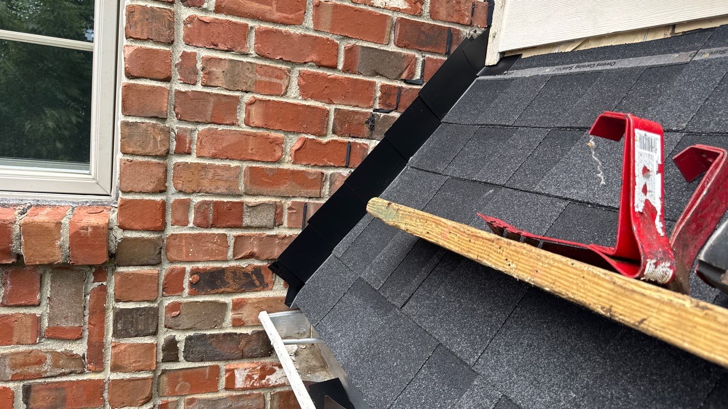 Roof Replacement using Owens Corning Onyx Black by 180 Contractors