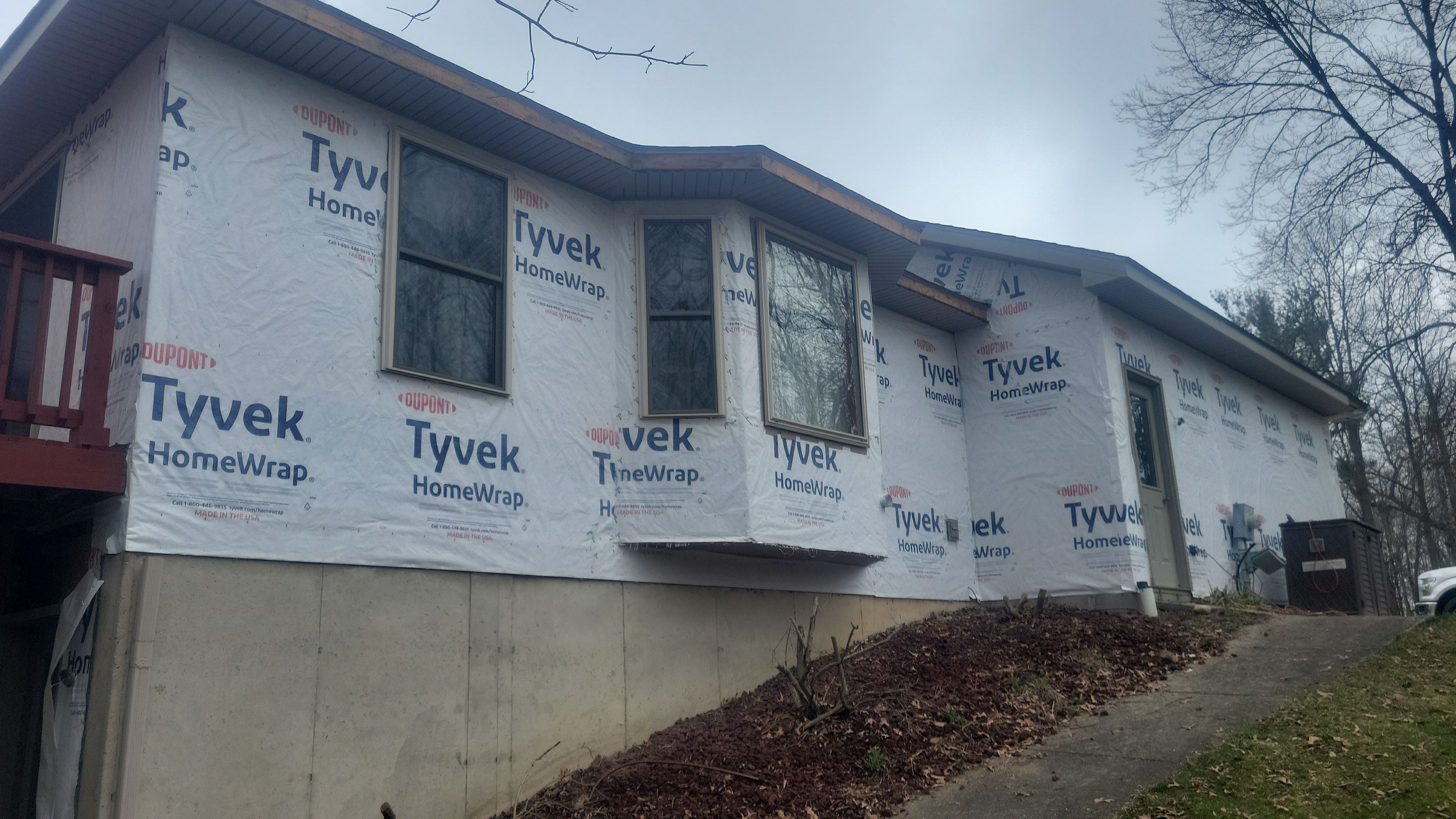 Siding Replacement using Certainteed Restoration Classic D4 by 180 Contractors