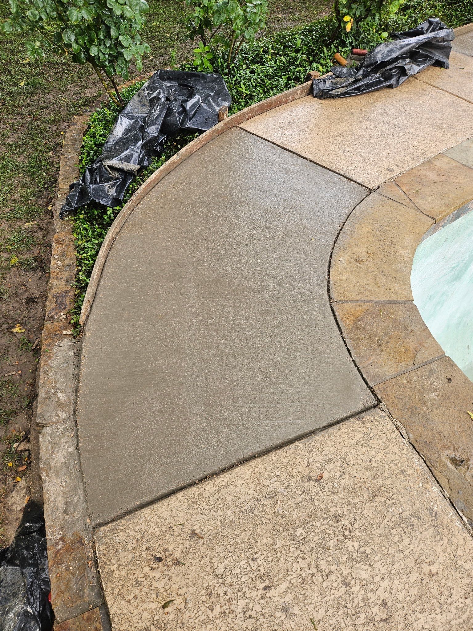 Grand Prairie Remodel by Sink or Swim Pools