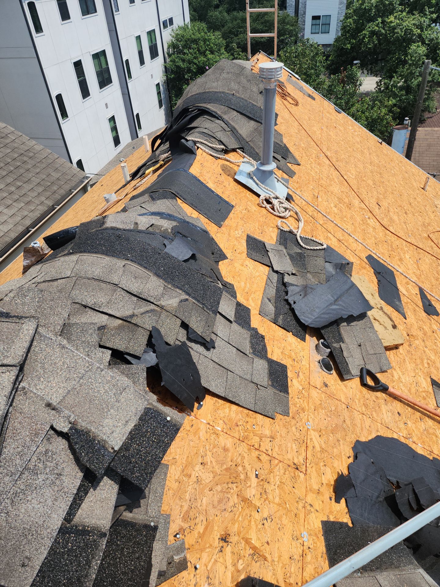 Residential Roofing Installation using Owen's Corning Duration (Lifetime) Shingles by Roof Repair Company