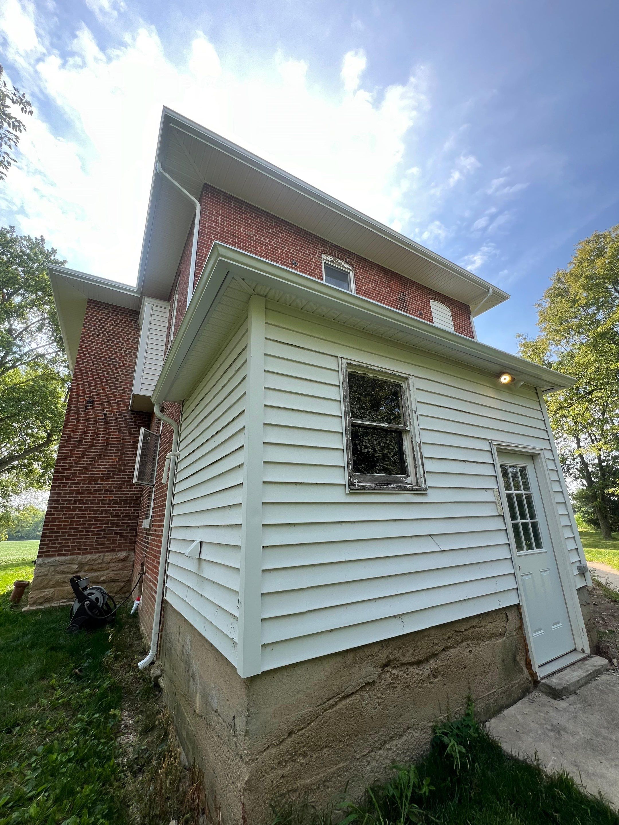 Soffit/fascia/gutter replacement by Nitro Roofing and Construction