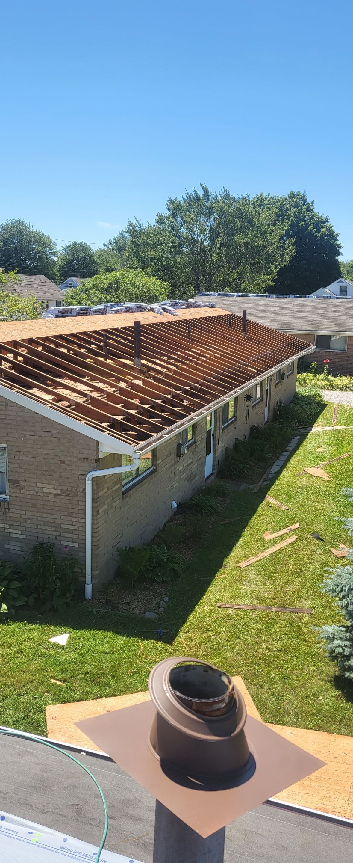 Brand: Atlas Pinnacle Color: Copper Canyon Drip: Royal Brown by Eagle Eye Roofing