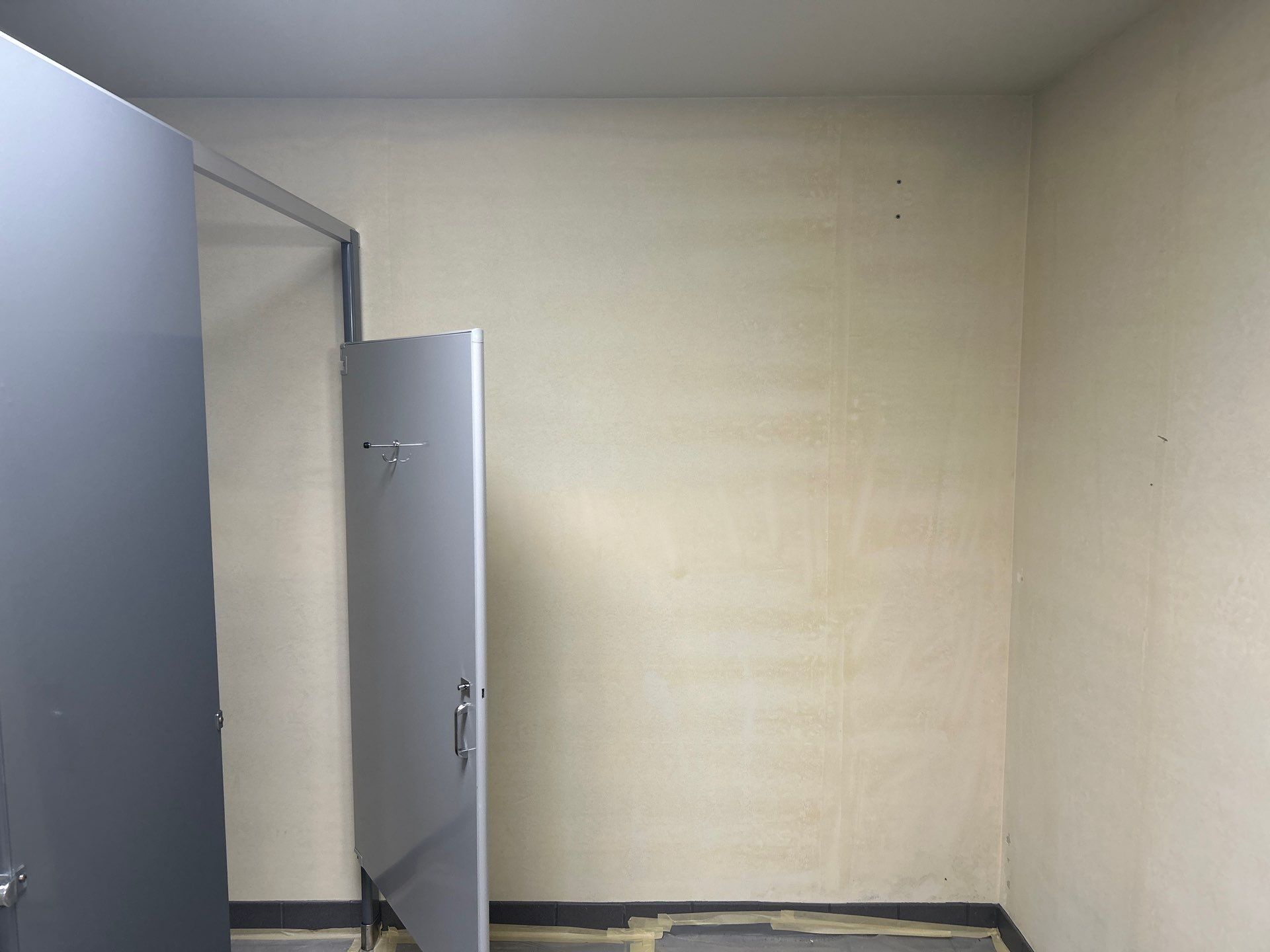 Wallpaper removal and Painting by Gordon Painting