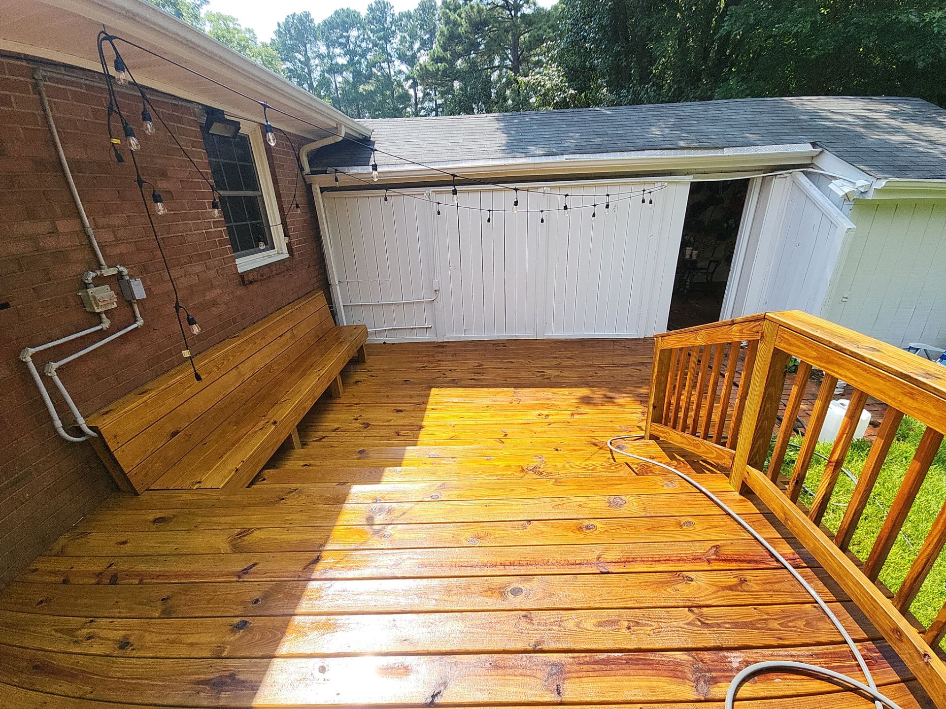 Wood Deck using Wood Sealant by DuraSeal