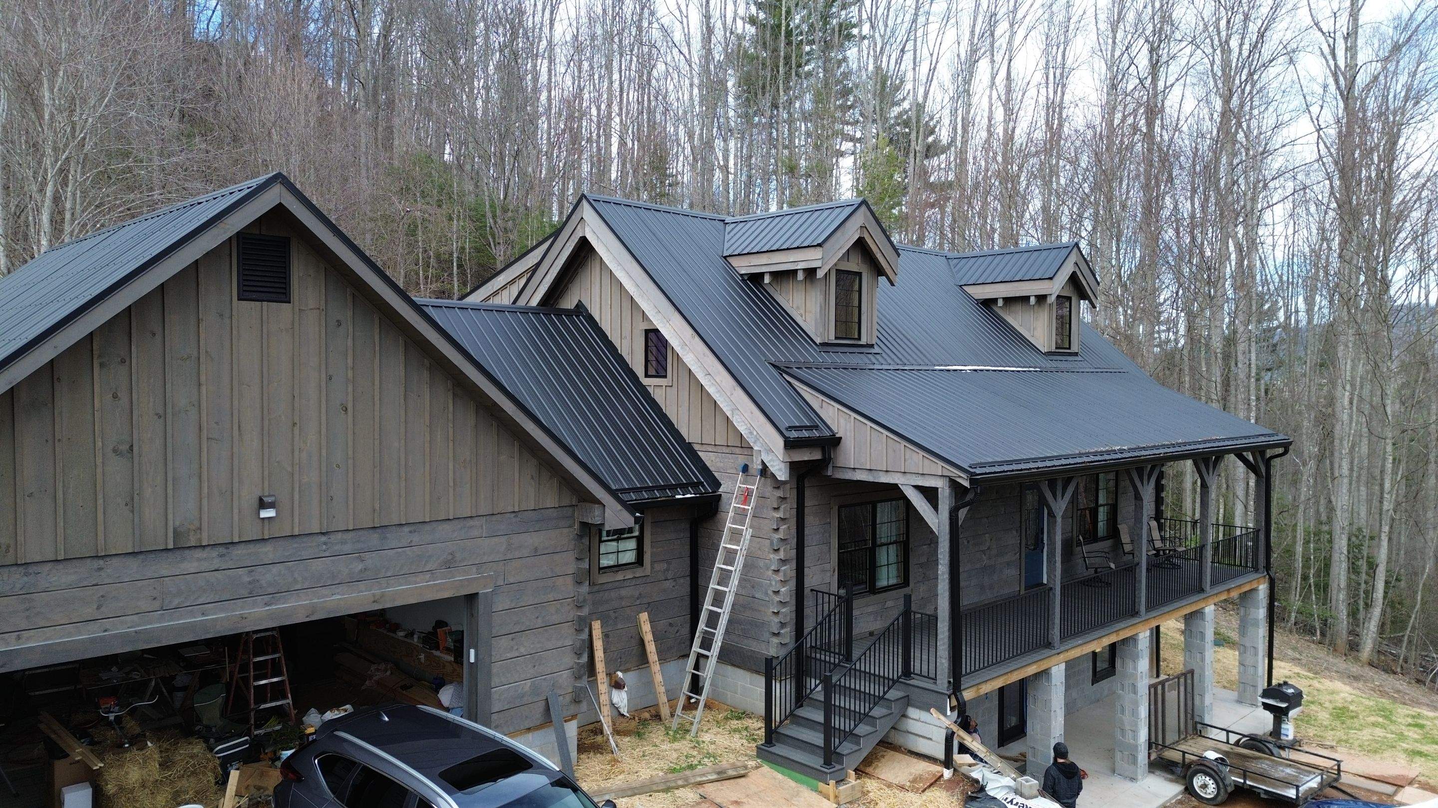 Maples Residence by Omnia Roofing