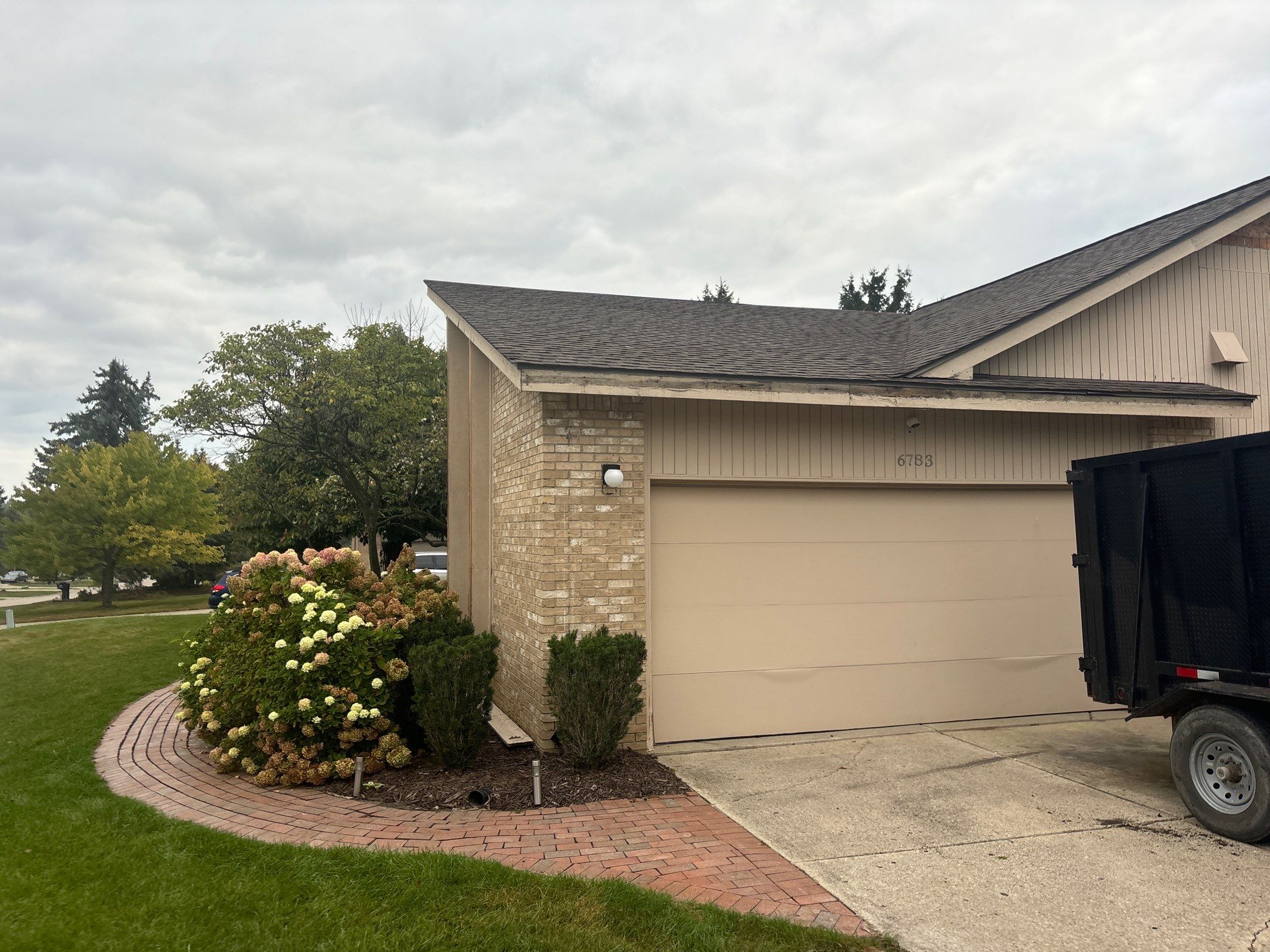 Siding Replacement using Alside 7" B&B by 180 Contractors