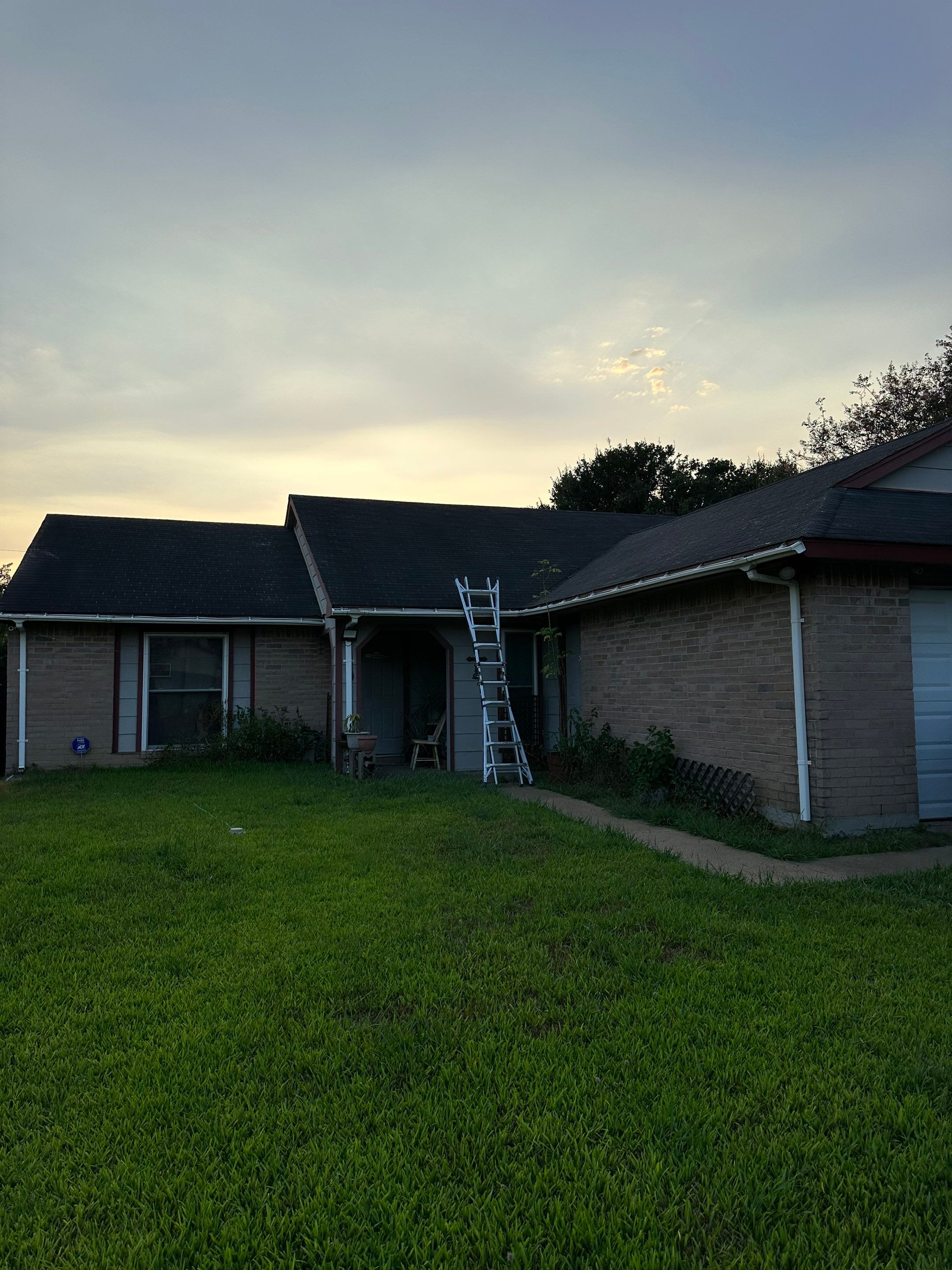 Residential Roofing Installation using Owen's Corning Duration (Lifetime) Shingles by Roof Repair Company