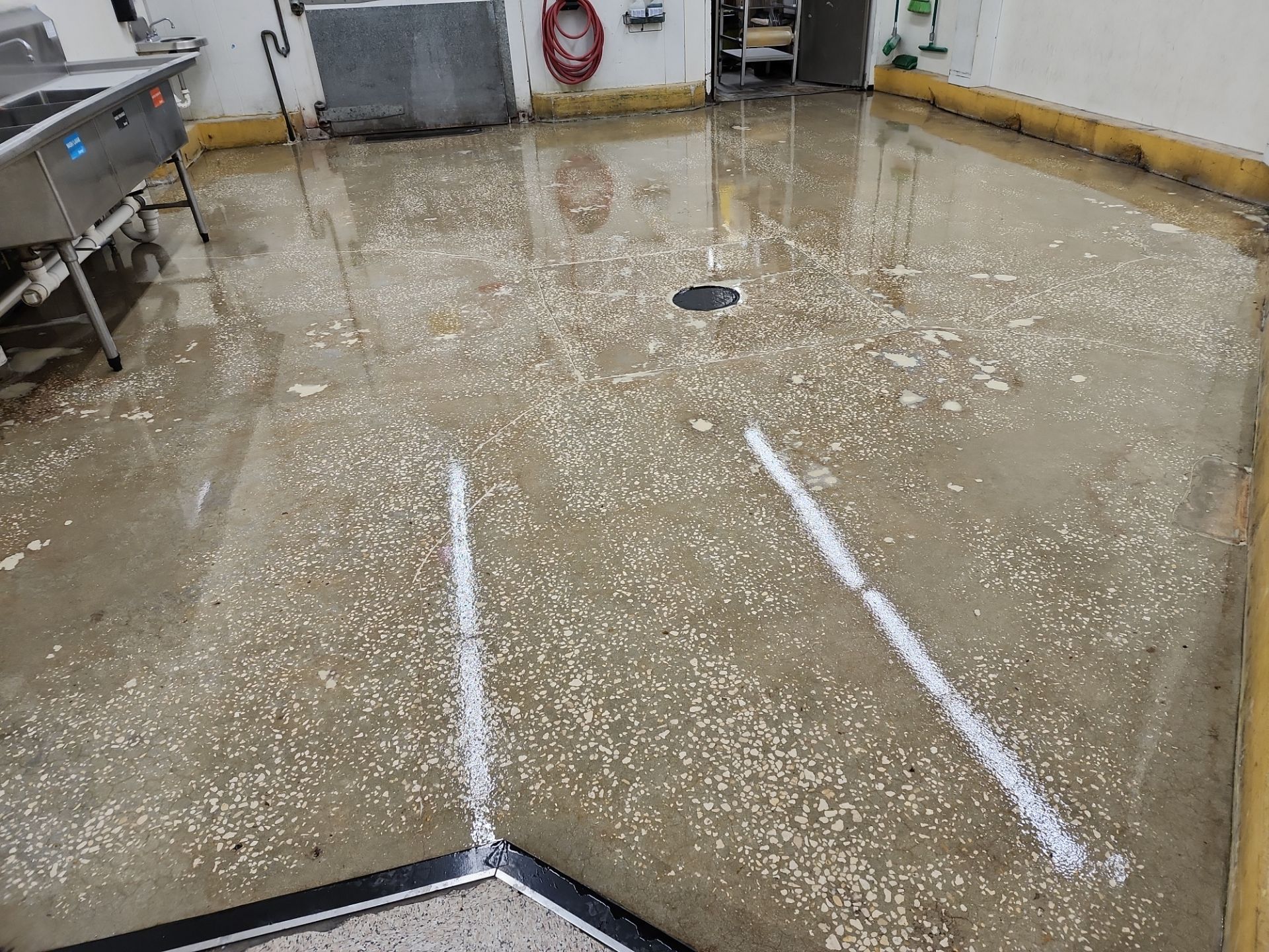 Fresco y Más Food Prep Area by Seamless Surfaces