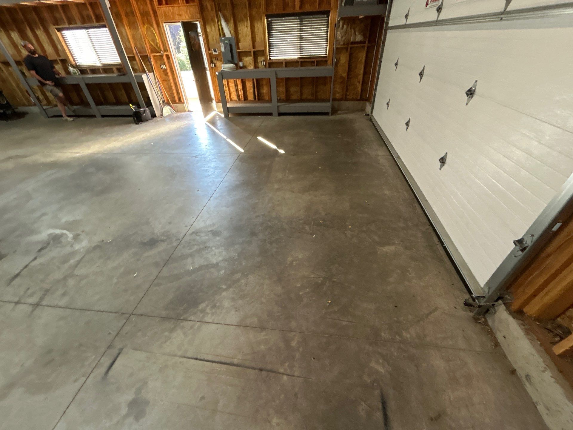 Polyaspartic Garage Floor Coating with Vinyl Flakes in Hayden by Croc Coatings, LLC