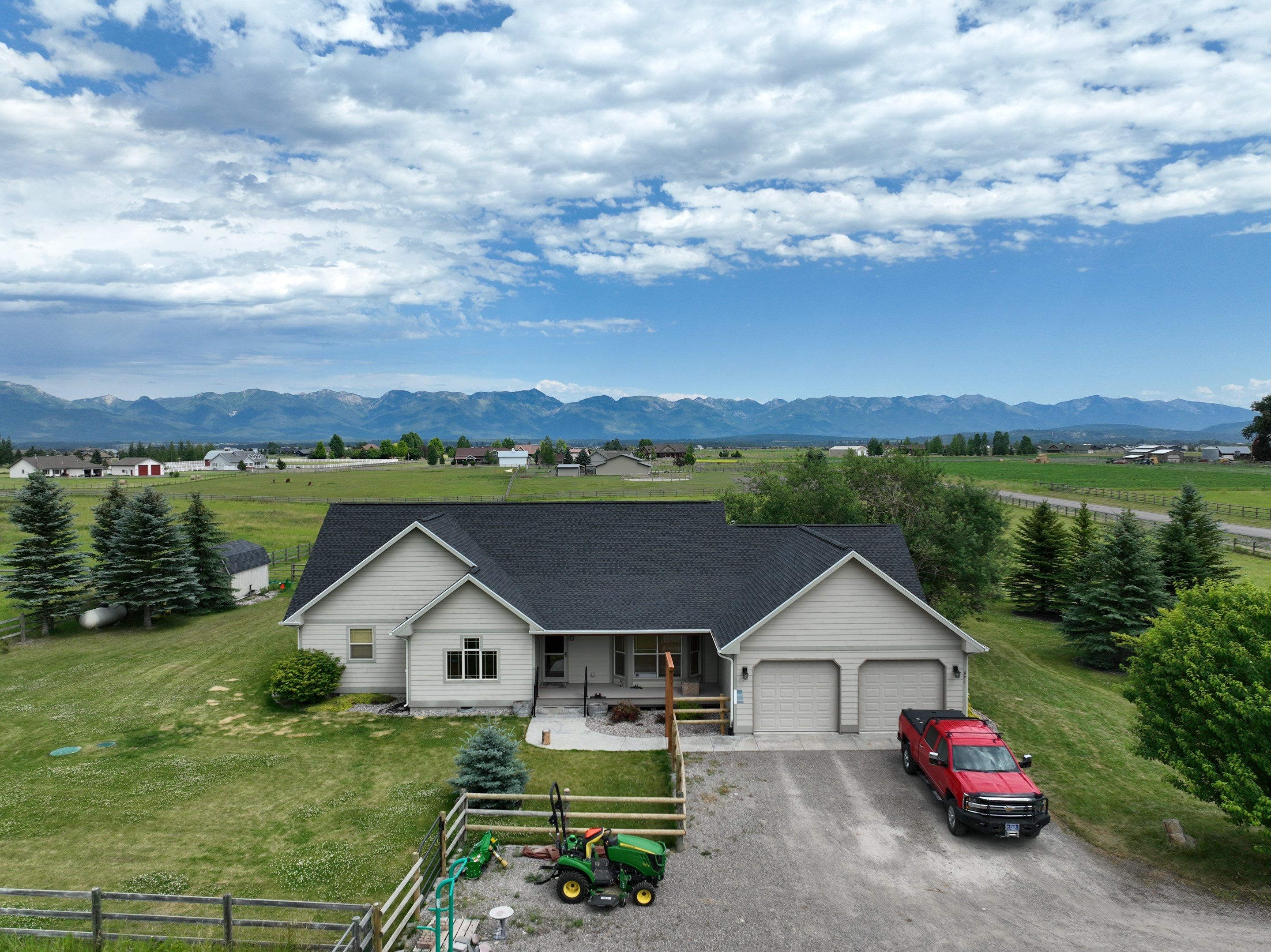 GAF Timberline HDZ - Charcoal by Montana Roofing Solutions