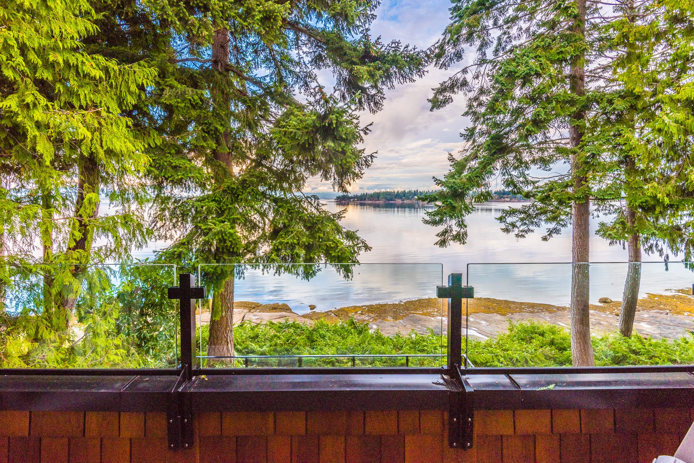 Madrona Drive Renovation by Camelot Homes