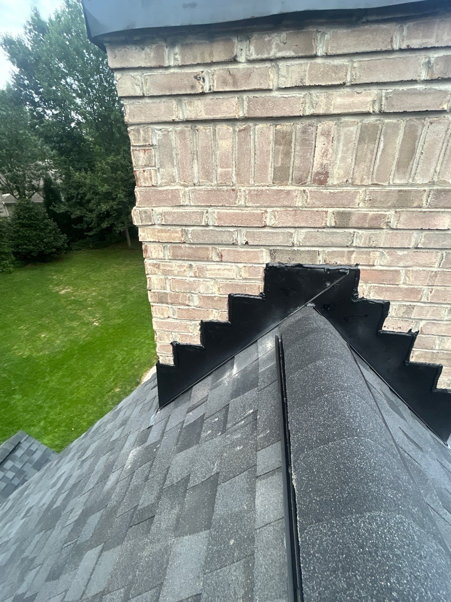 Great Falls : residential Roof with CertainTeed Landmark Pro in Max Def Moire Black  by RM Banning, Inc.