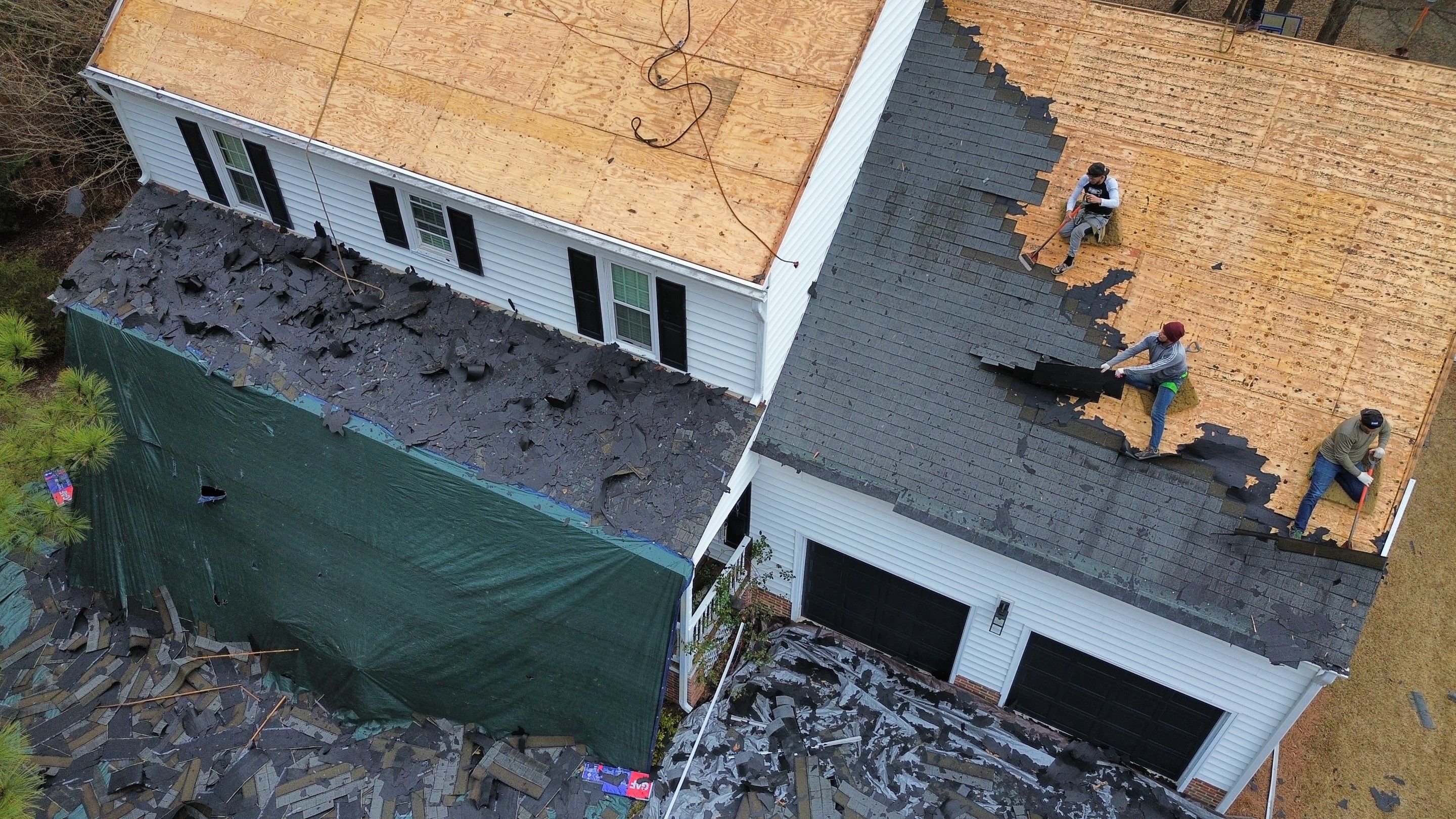 GAF HDZ Charcoal by Skybird Roofing