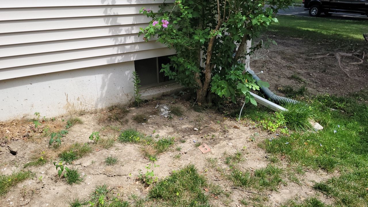 Front Yard Landscape and Retaining Wall by LAND ESCAPES LLC
