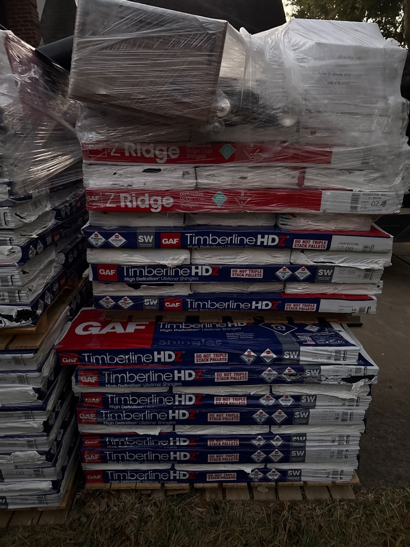 GAF HDZ - Charcoal by Elite Roofing LLC